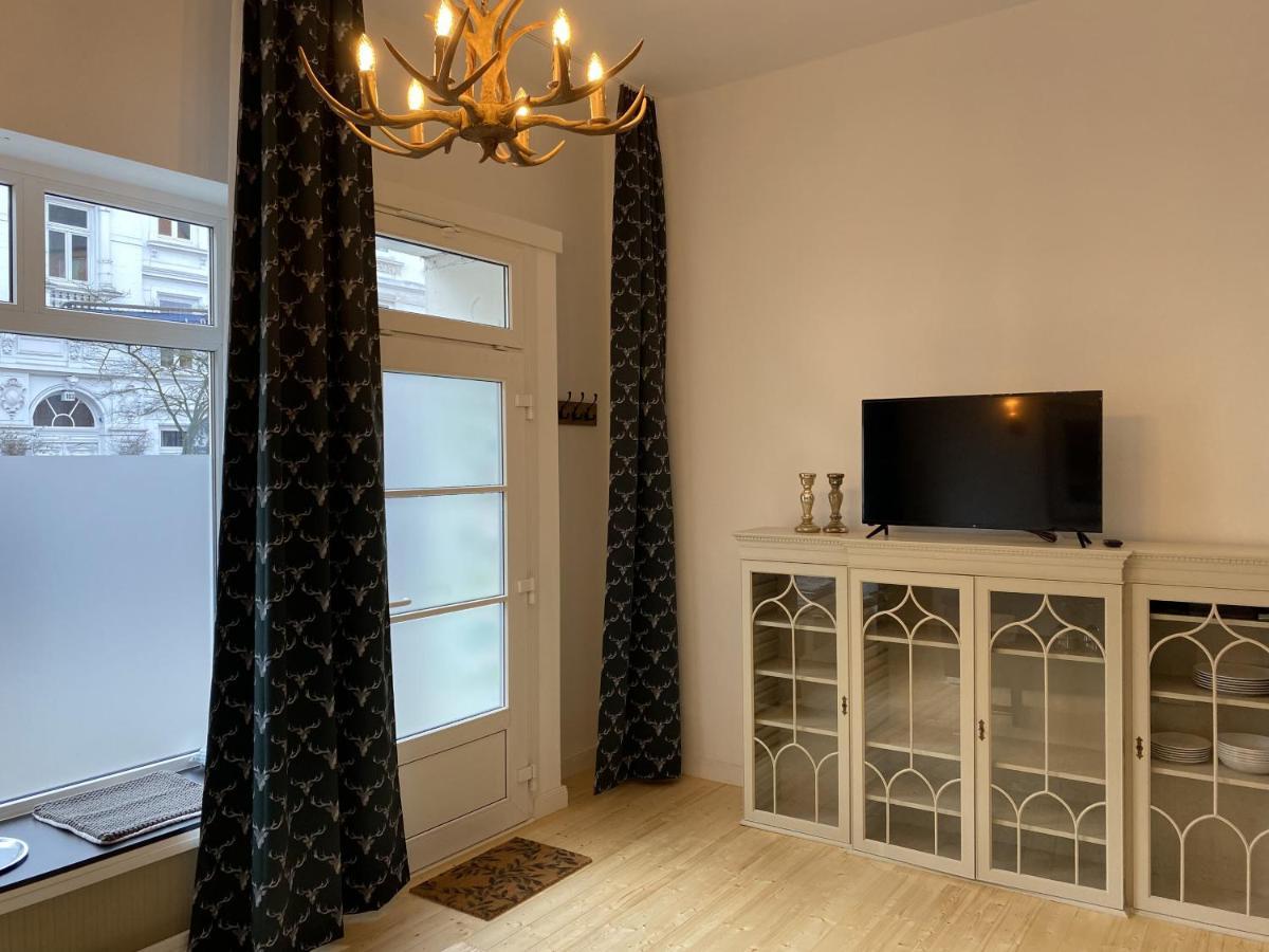 Urban Stay Hamburg - Apartments "Backbord" & "Steuerbord Mit Sauna" Exterior photo